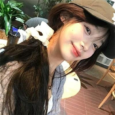 玉米地的小孩